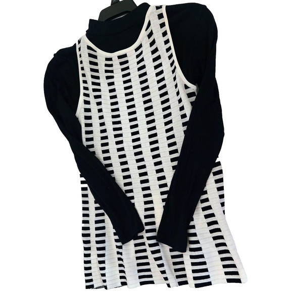Ann Taylor peplum Black and White striped sleeveless sweater - Picture 7 of 10
